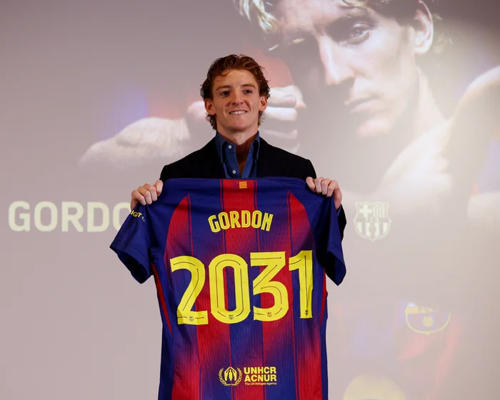 Anthony Gordon Joins Barcelona in Major Transfer from Newcastle