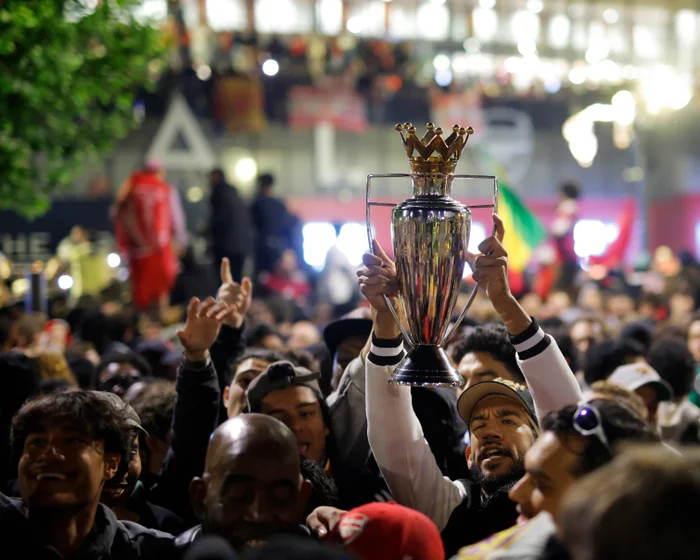 Arsenal Fans Celebrate 22-Year Title Drought with Joyous Scenes