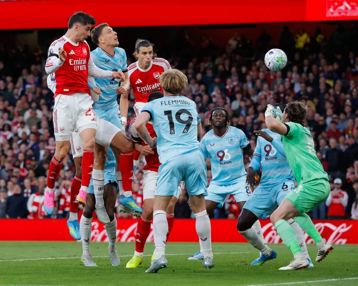 Arsenal's Set-Piece Strategy Shines Amidst Title Pressure