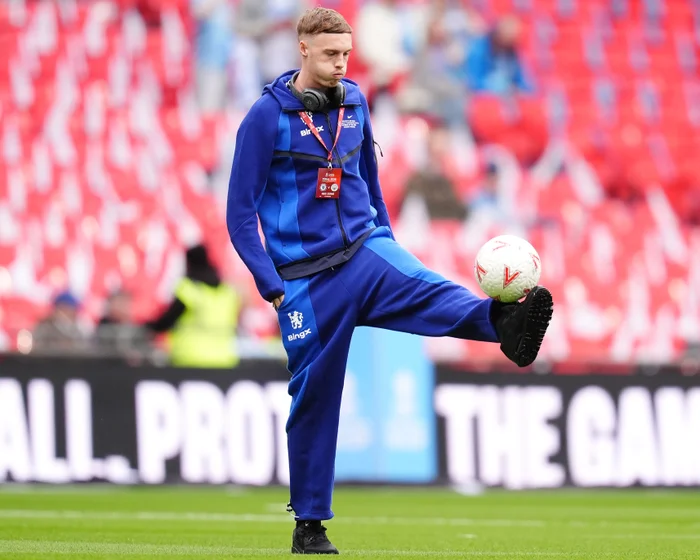 Chelsea and Manchester City Clash in FA Cup Final Showdown