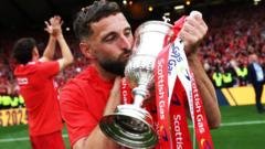 Graeme Shinnie Joins Inverness Caledonian Thistle from Aberdeen