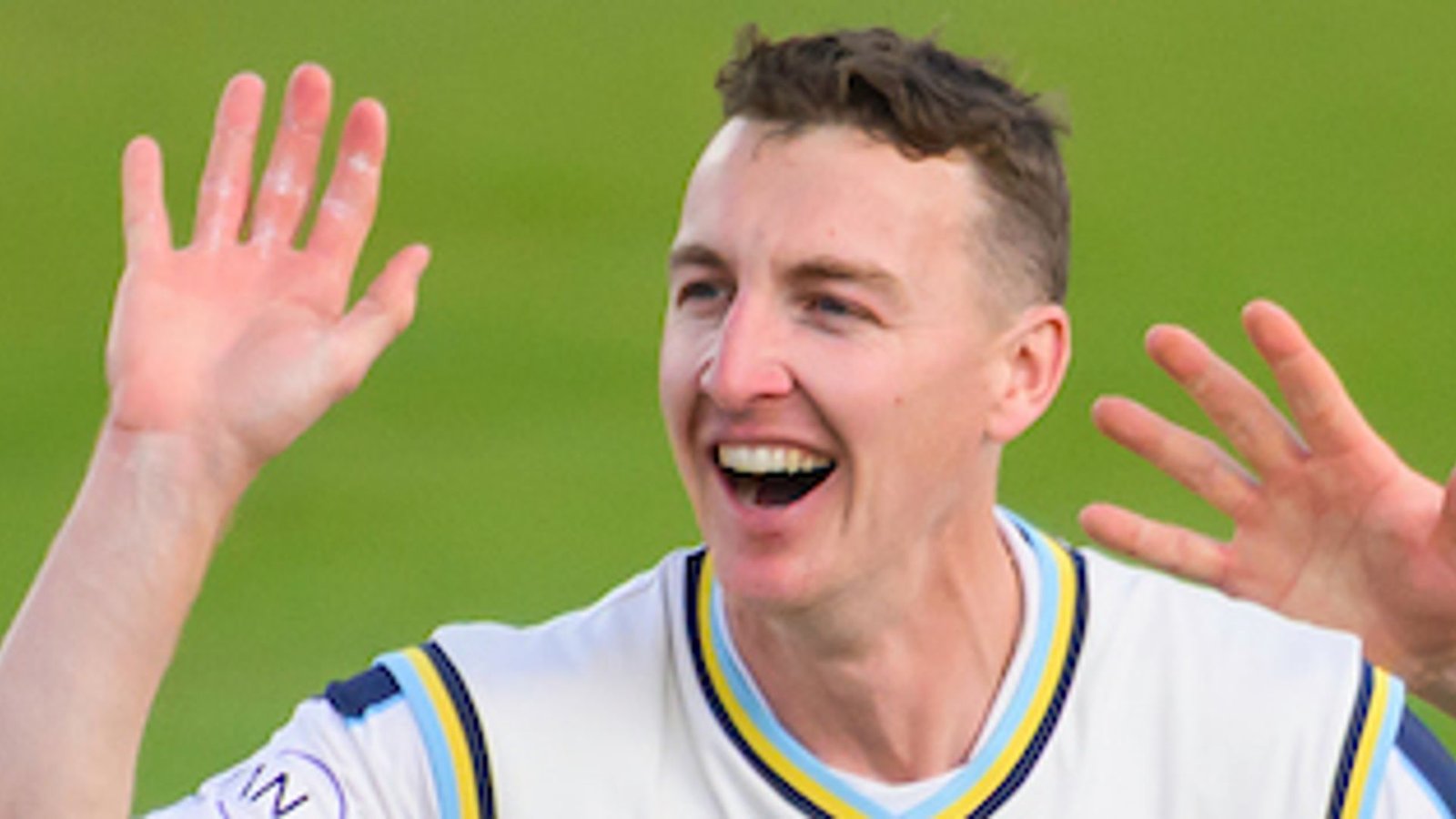 Harry Brook Stuns with Bowling Performance as Yorkshire Nears Win