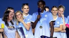 Khadija Shaw Extends Contract with Manchester City