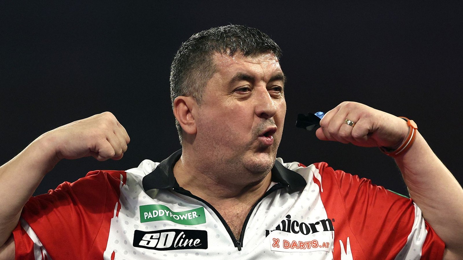 Suljovic Advances in Austrian Open; Smith and Van Barneveld Eliminated