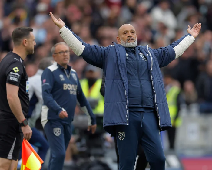 West Ham Turns to Moyes for Relegation Battle Against Spurs