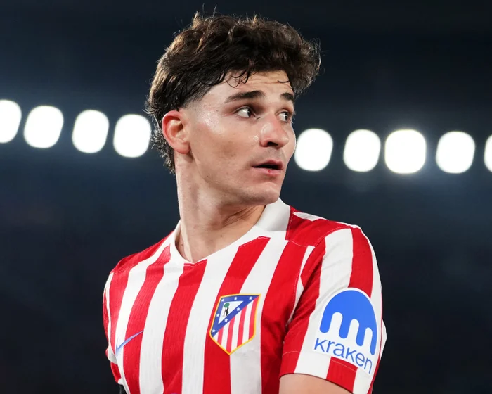 Atlético Madrid Snubs Real Madrid's £129m Offer for Julián Alvarez