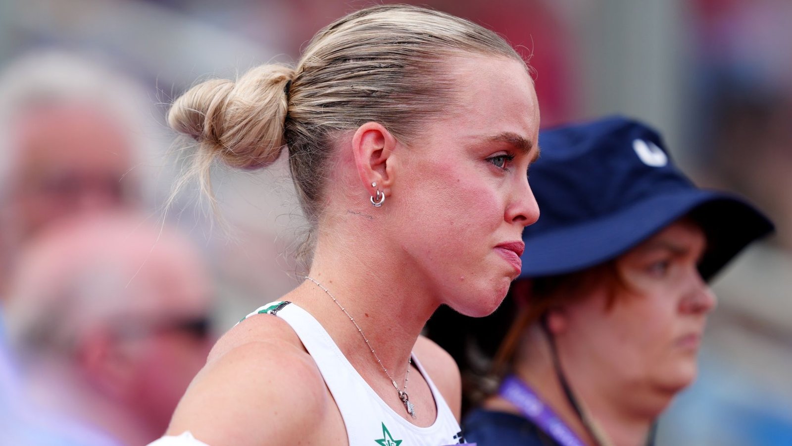 Keely Hodgkinson Withdraws from 400m Final in Heartbreaking Scene