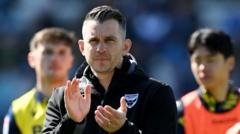 Oxford United Part Ways with Head Coach Matt Bloomfield