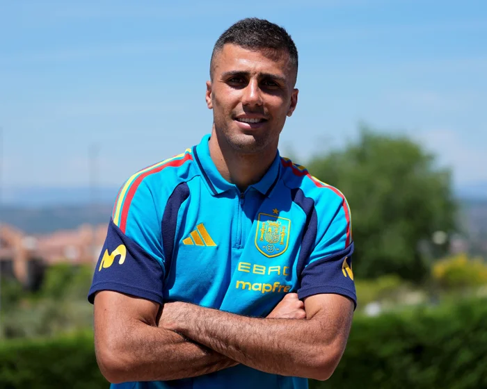 Rodri to Decide Future After World Cup Amid Real Madrid Rumors