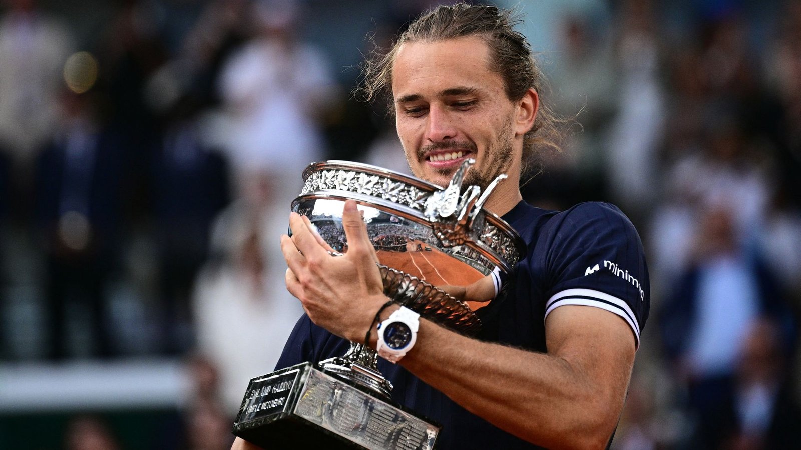 Zverev Secures First Grand Slam Title at French Open